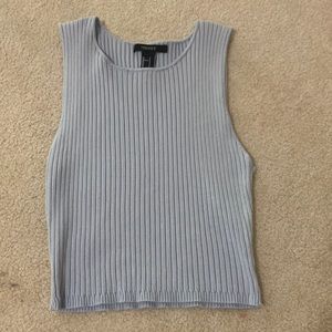 Cute forever 21 sweater vest, cropped